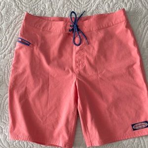 Vineyard Vines swim trunks size 32 waist
